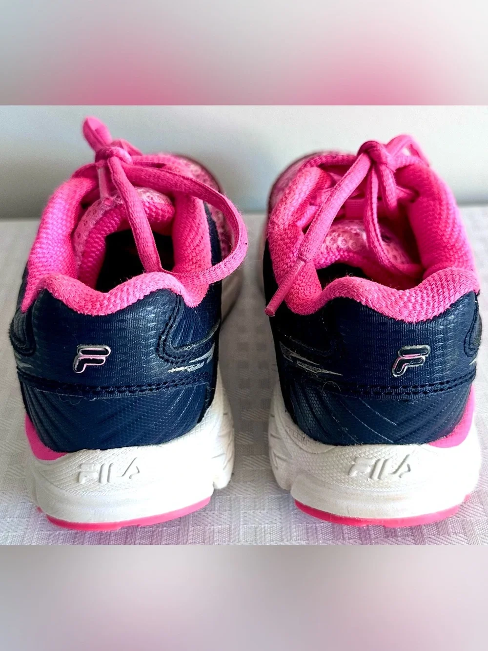 FILA Girls Pink Navy Athletic Running Sneakers Shoes Size 11